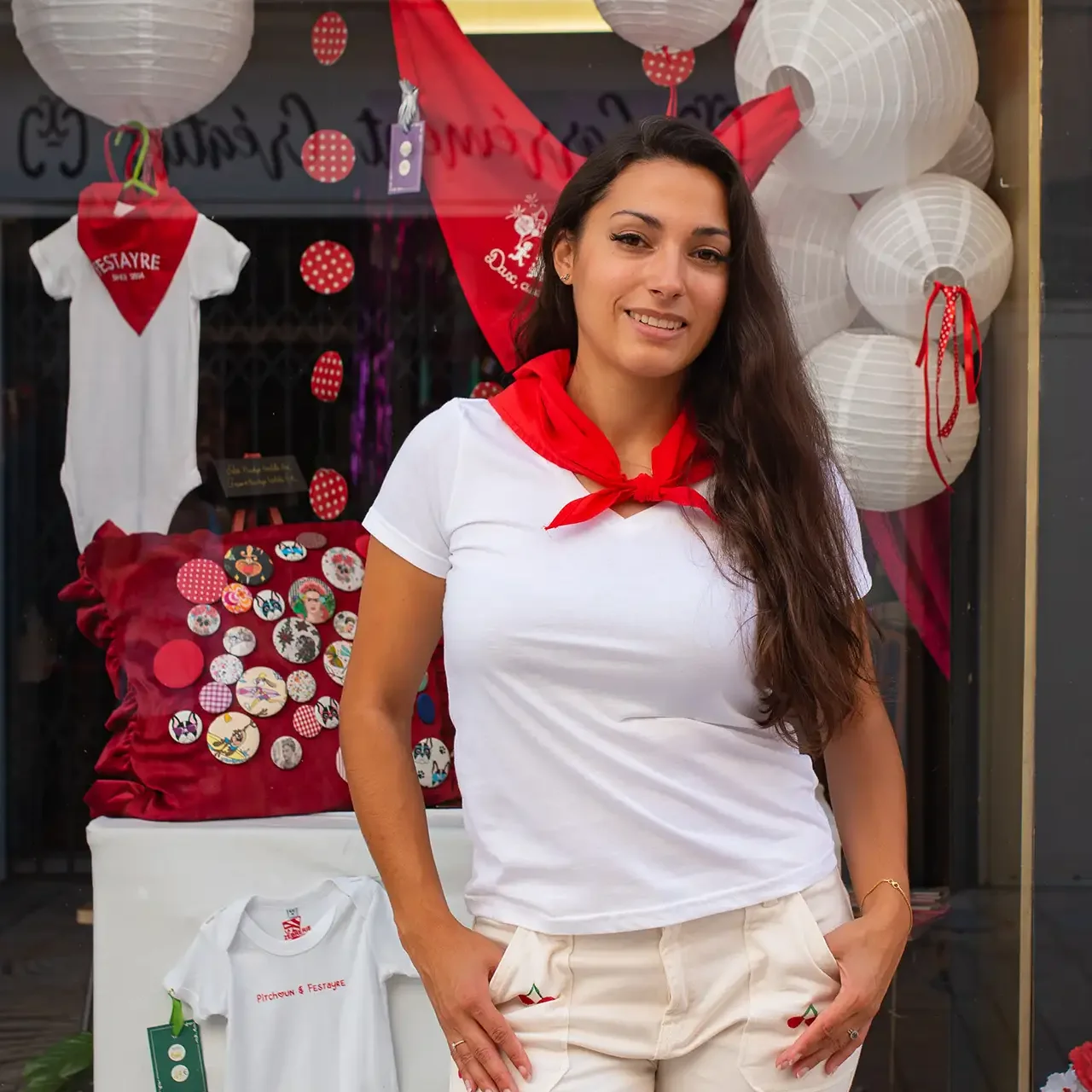 Rouge et blanc, les couleurs traditionnelles de la féria de Dax.